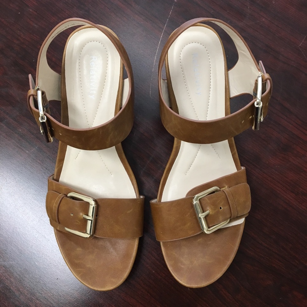 New comfy summer Sandals